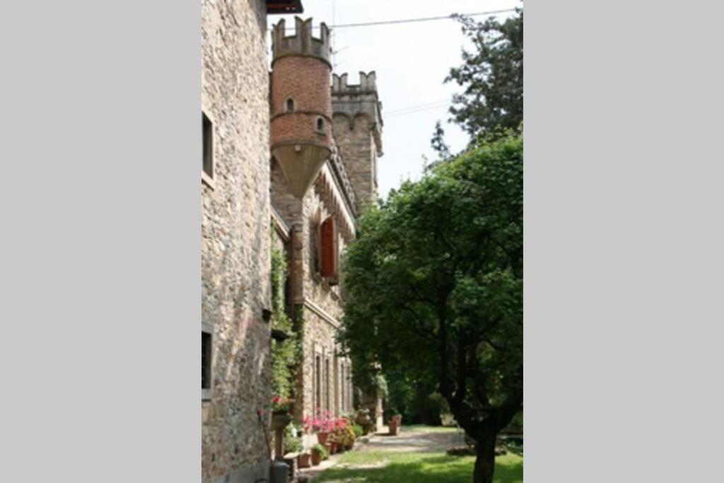 Casa La Torre Un Castello Alle Porte Di Firenze Florença Exterior foto