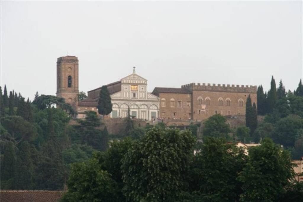 Casa La Torre Un Castello Alle Porte Di Firenze Florença Exterior foto