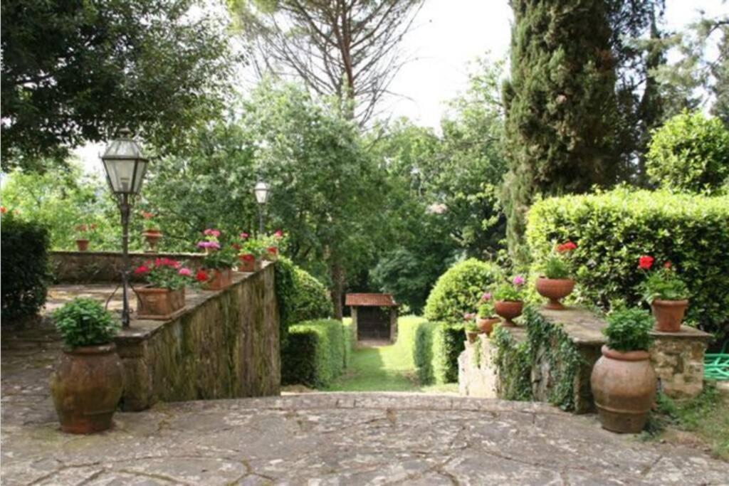 Casa La Torre Un Castello Alle Porte Di Firenze Florença Exterior foto