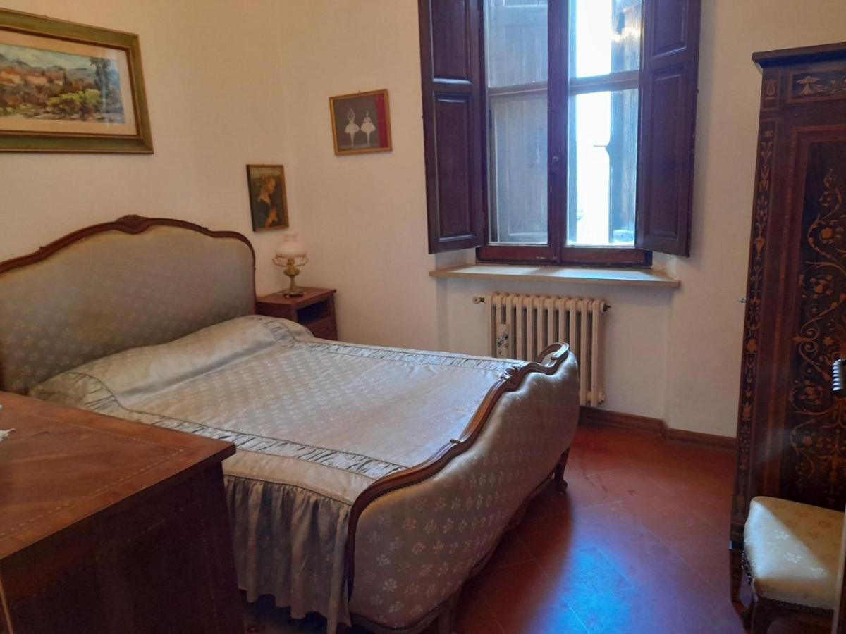 Casa La Torre Un Castello Alle Porte Di Firenze Florença Quarto foto