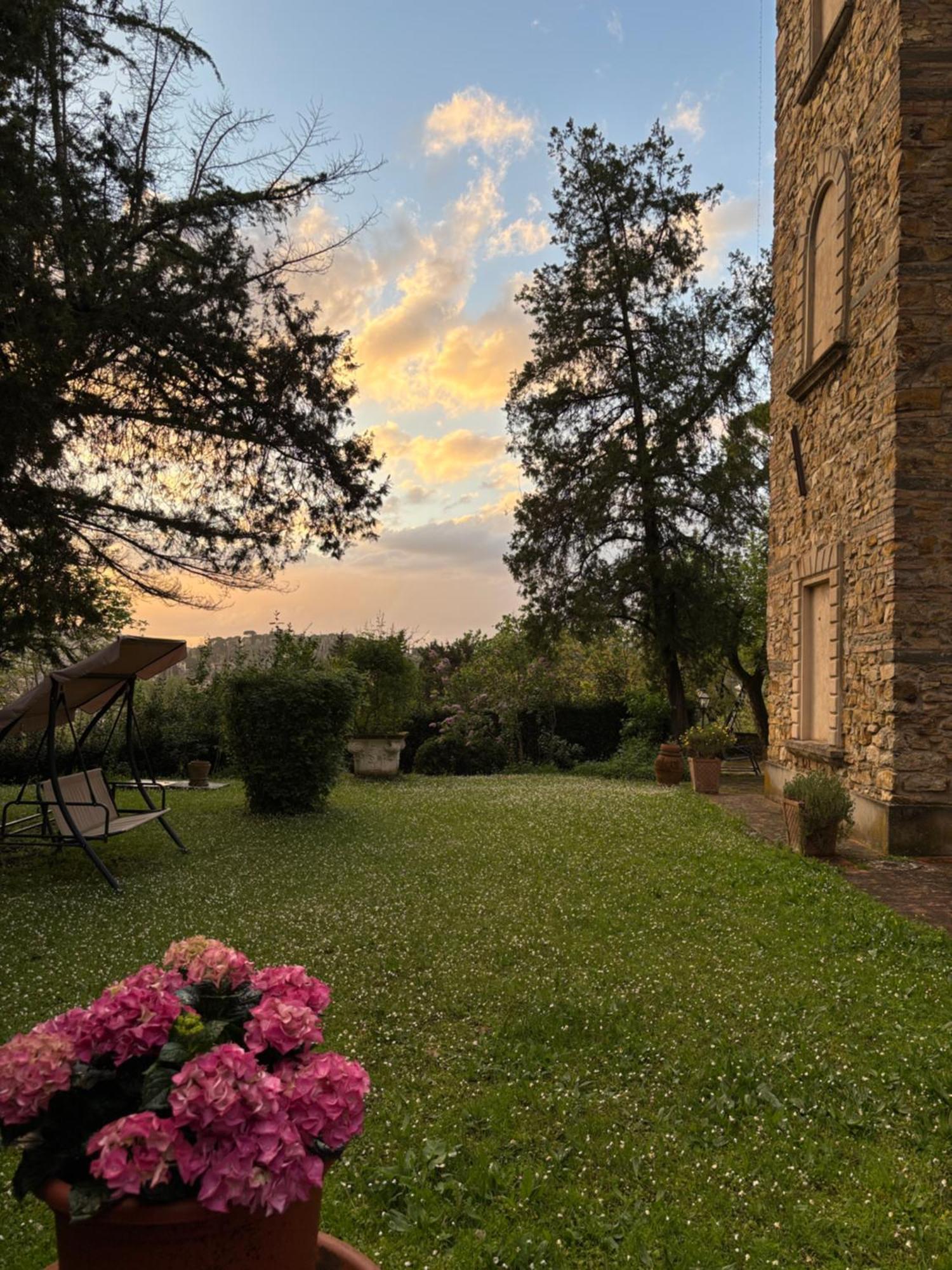 Casa La Torre Un Castello Alle Porte Di Firenze Florença Exterior foto