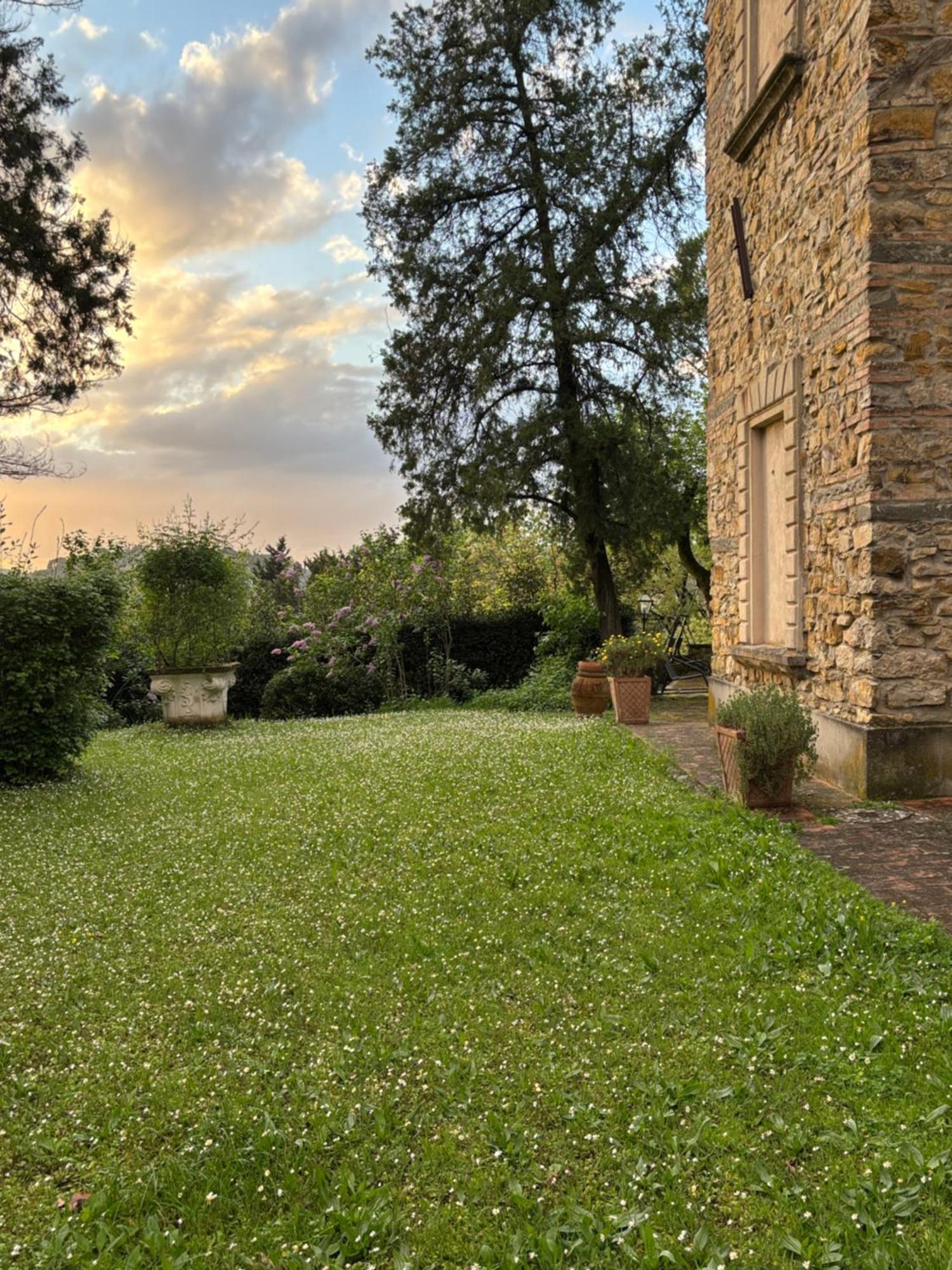Casa La Torre Un Castello Alle Porte Di Firenze Florença Exterior foto